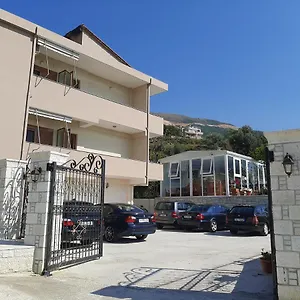 Hotel Voyage Vlorë