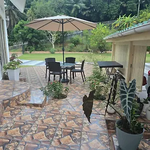Loversnest Self Catering Affittacamere Anse aux Pins