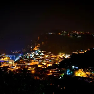  Pensión Pashollari Albania